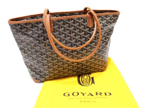 goyard black brown tote youtube|goyard tote where to buy.